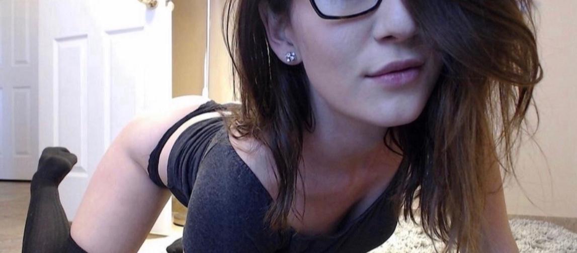 Am down for hookup