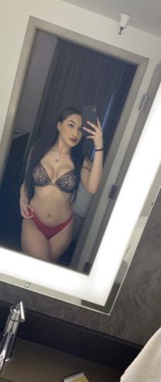I’m AVAILABLE FOR HOOKUPS 🍑🍆TEXT ME: (613) 604-1951