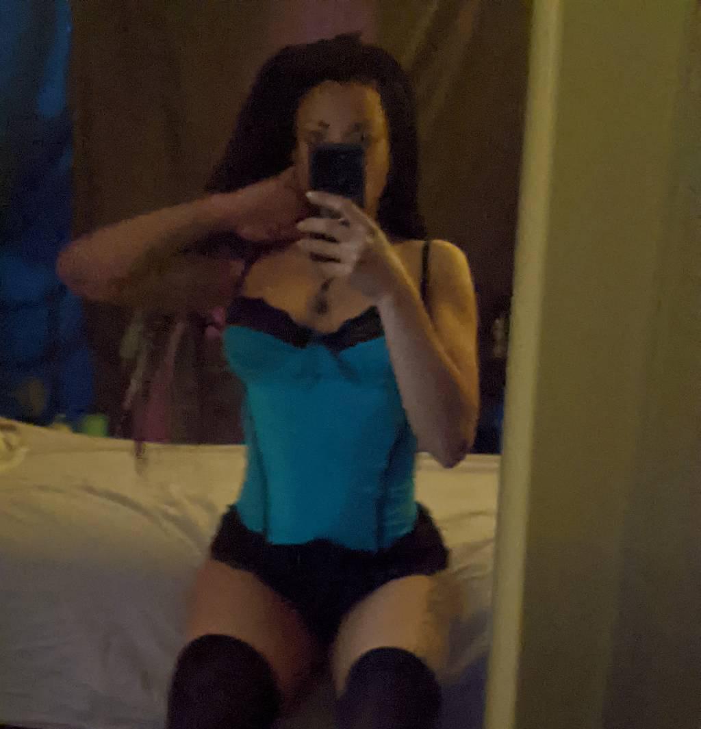 IncallSouthSideSkills mixedpetitesweet fitfun playmate