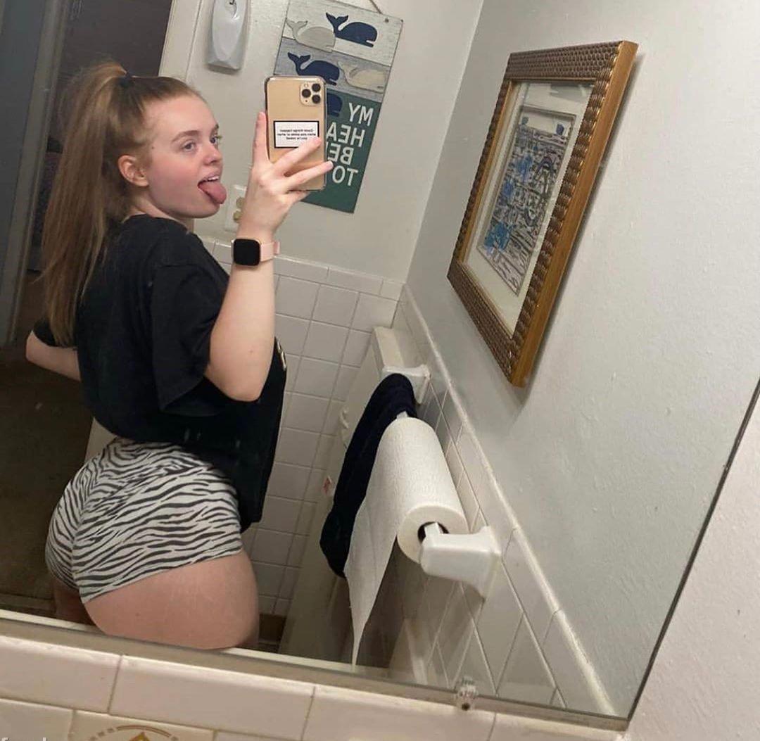 I’m horny right now baby ,need some dick