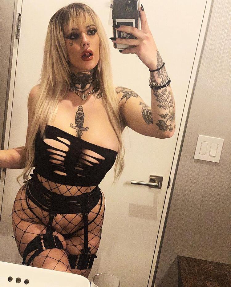 HMU Hot&sexy girl in your area 👅🍑🥰🍆