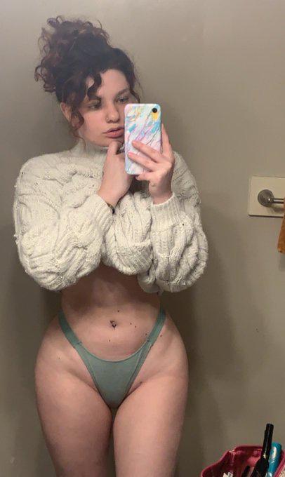 Female Escort HMU(808) 468-0519 or snap: kendra_bri