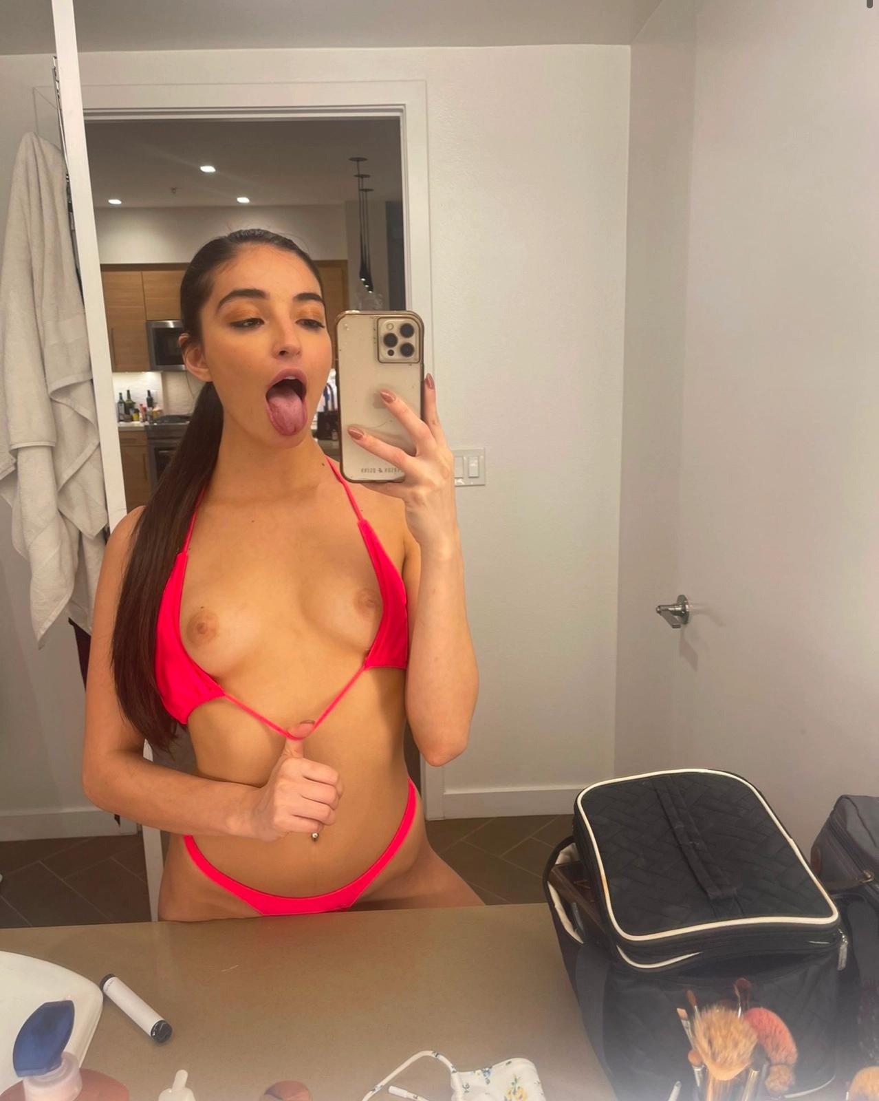 Available for sex hookup and I sells nude 💦💦🍆🍆🍆🖤💯