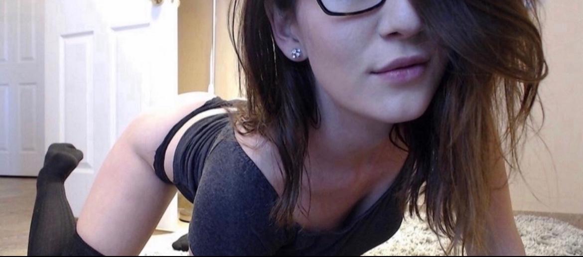 Am down for hookup
