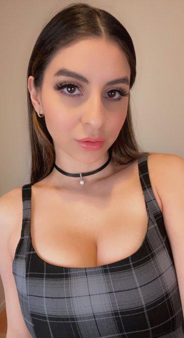 Available to fuck🍆💦🥵🍑