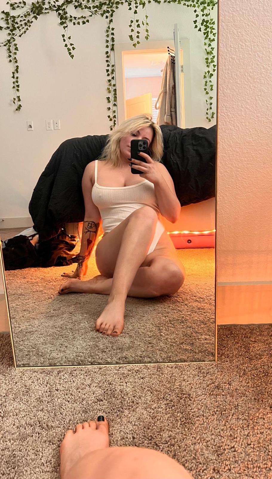 I’m Available in Guelph😘