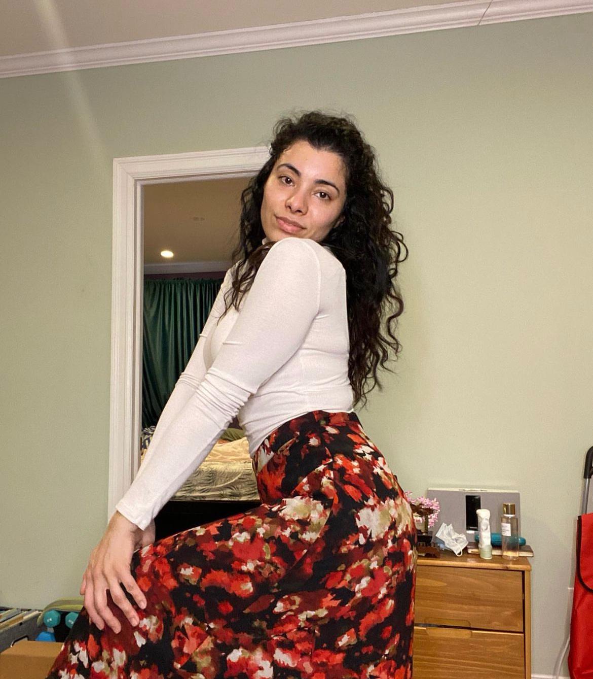 Sexhookup with adults & teenagers