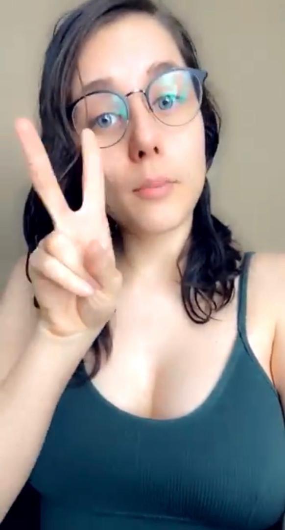 ADD ME ON SNAPCHAT: ( llomeri22 )Are you stressed and need Some hot reliever? Te