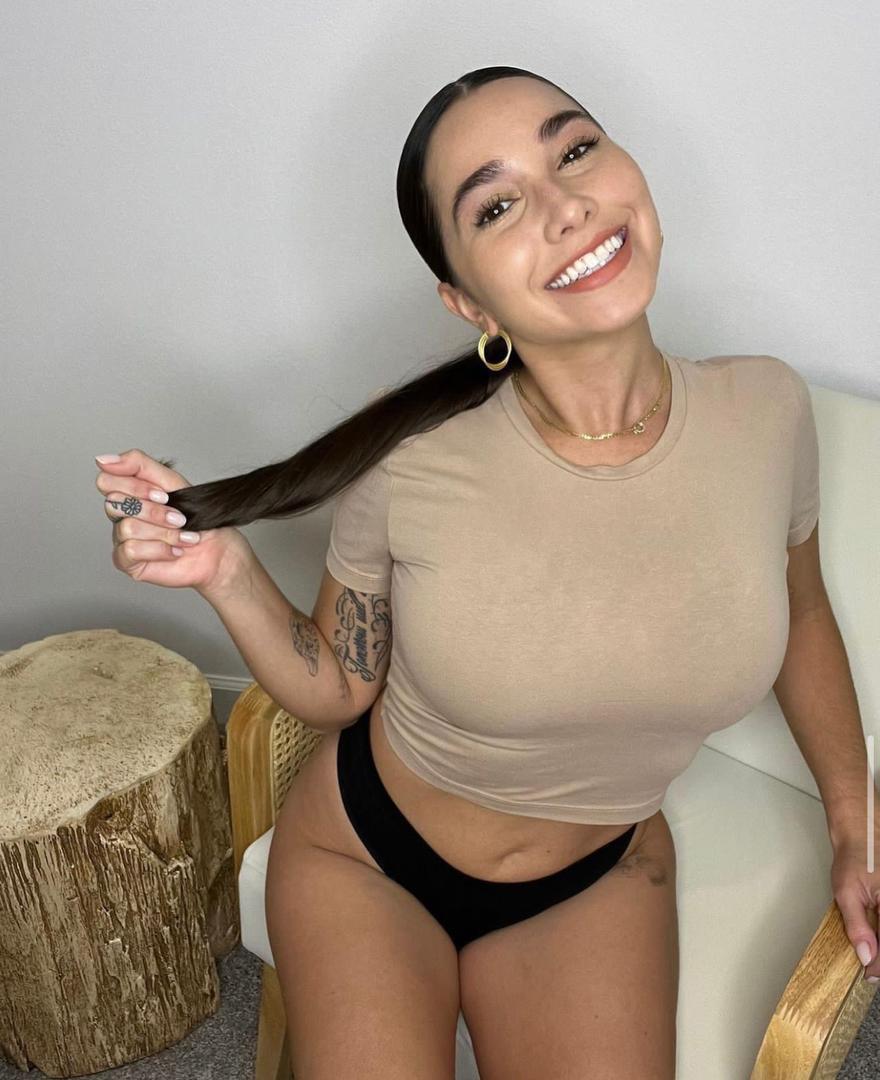 I’m Theresa, available for hookup only