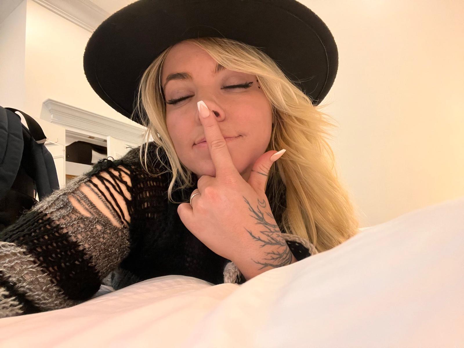 I’m Available in Guelph😘