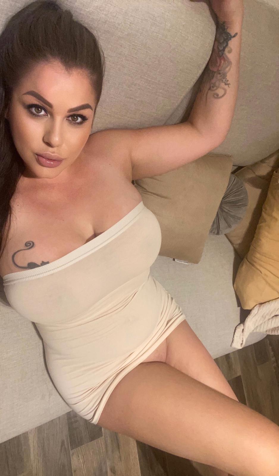Available for fun and hookup🍆🍑 both in-call and outcall services