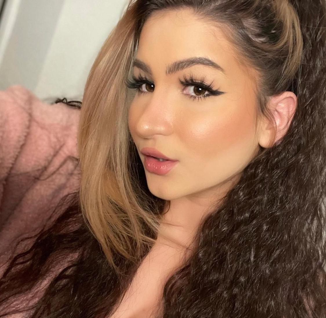 I’m Available in Guelph😘