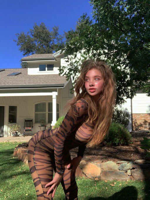 I’m here for hookups HMU if you’re ready for some naughty 👿 fun!!!🥵🥵💦💦