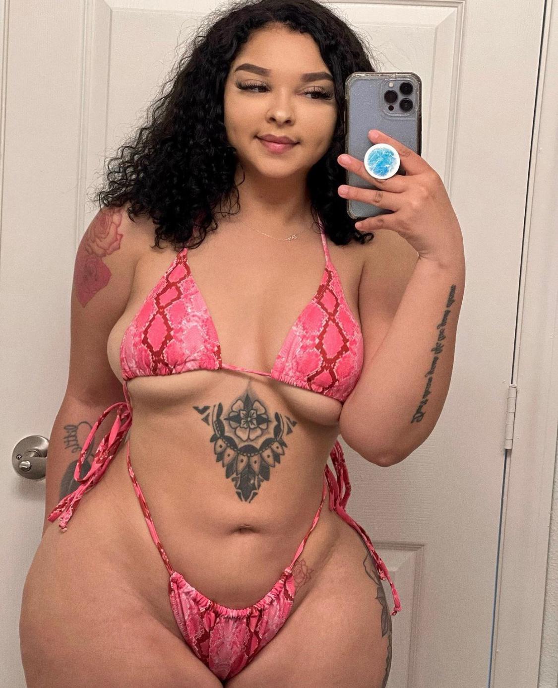 Bad Bitch💦👅but you know I’m Classy😍🤤💯