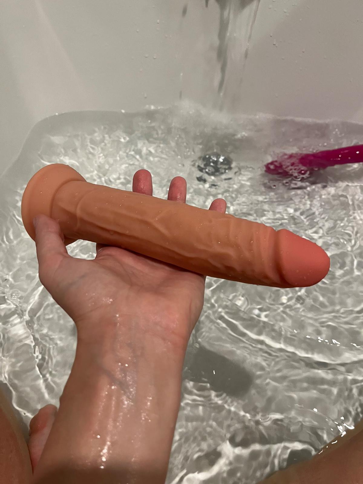 I’m Available For Good Sex🥒🍑💦