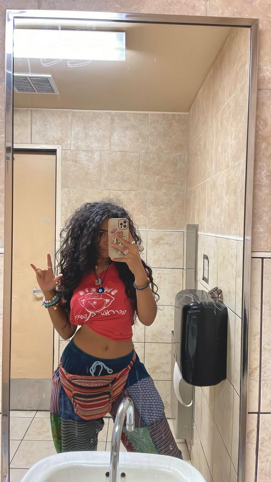 (Now!)I WILL GIVE U HOTTEST RIDE 🍆🍑 AND MANY 🥰❤️ MORE 👅🥵TILL YOU FEEL GOOD