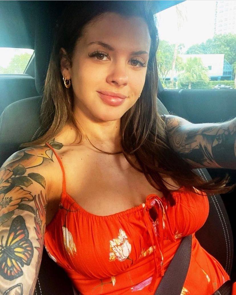 Text me if you want to fuck me ❤️❤️