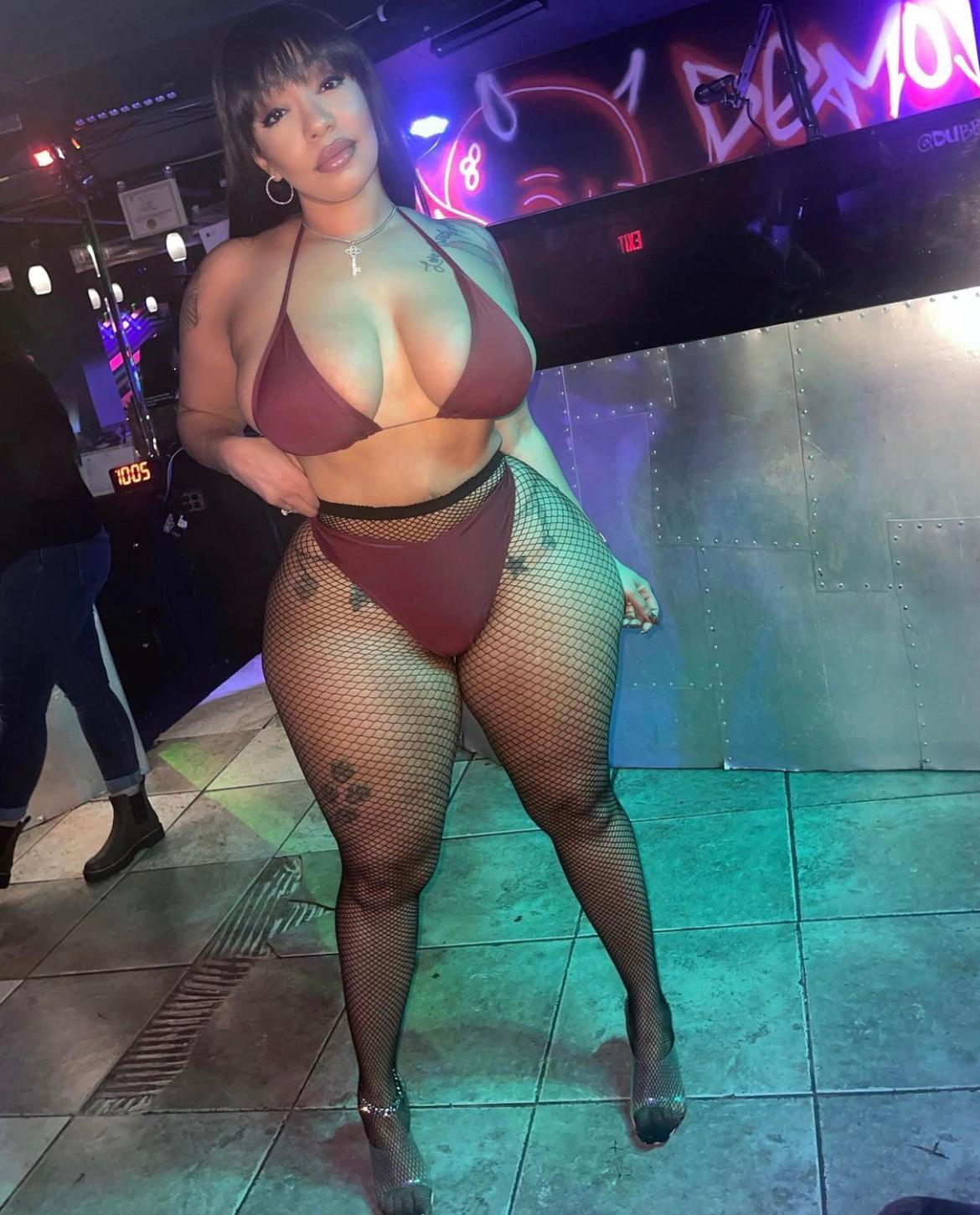 ESCORT AVAILABLE FOR SEX 🍑🥰