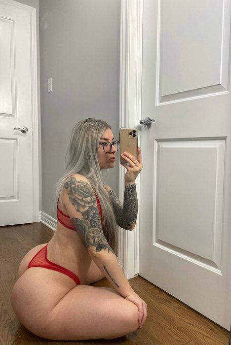 💦🍆 Escort Available for hookup