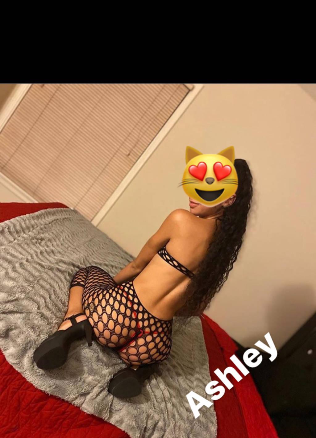 Sexy slim d♡ll ..hot & ready! Upscale Party!!! Kincar