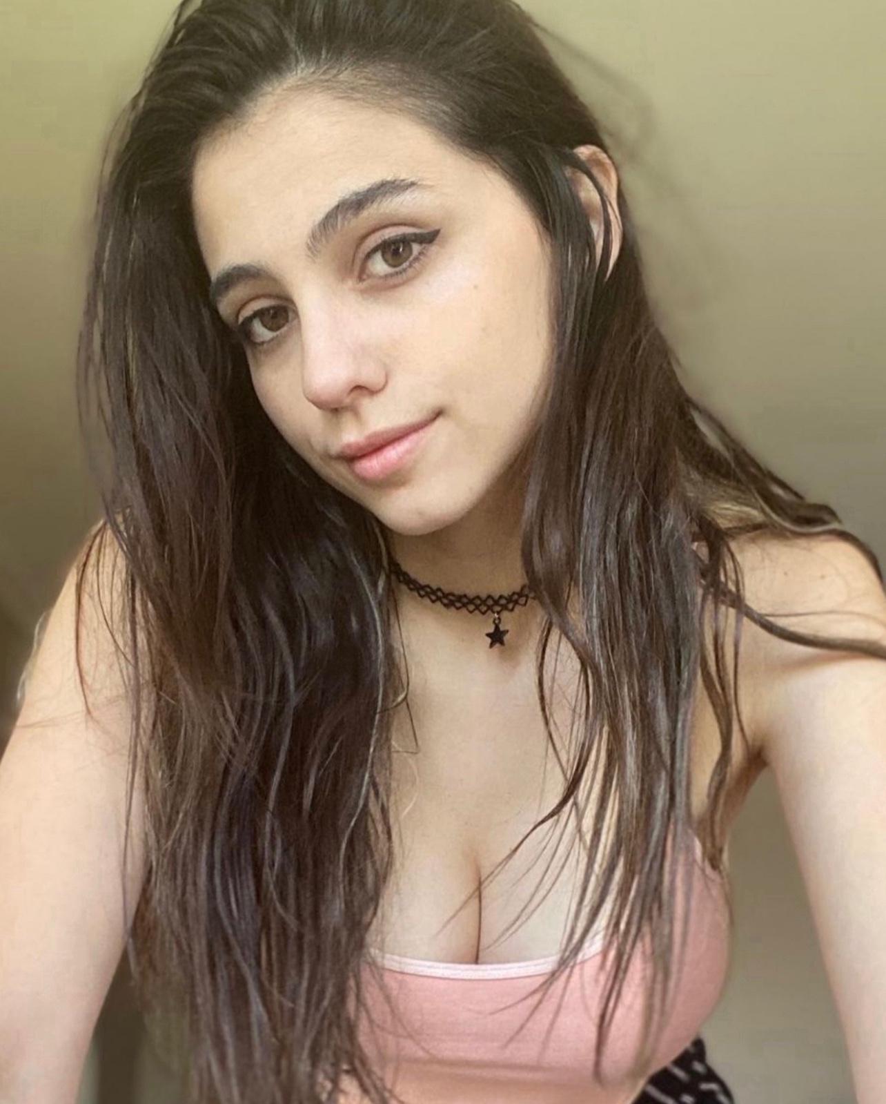 2536001916 I'm available for hookup sex 👅👅👅💕💕