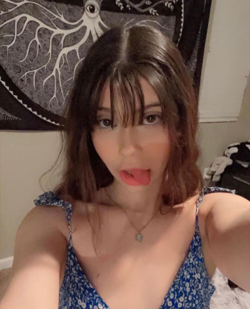 AVAILABLE FOR HOOK UP👅🍆🍑Snapchat:aaliyahca648 TEXT ME:+1 (902)-590-1295