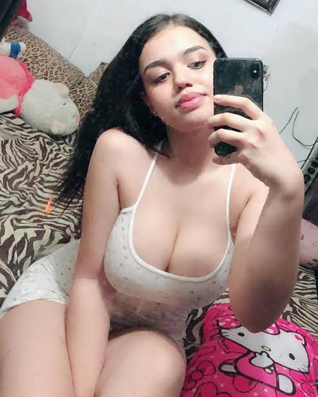 NEW HOT GIRL IN TOWN ❤️❤️❤️