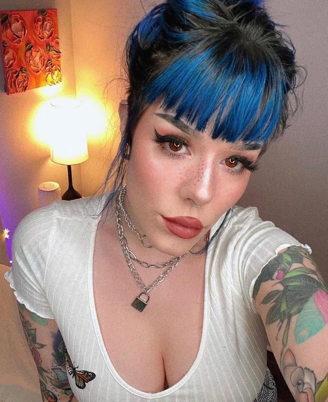 I’m available for fun 🍑🍑🍑🍑🍑🍑🍑🍑