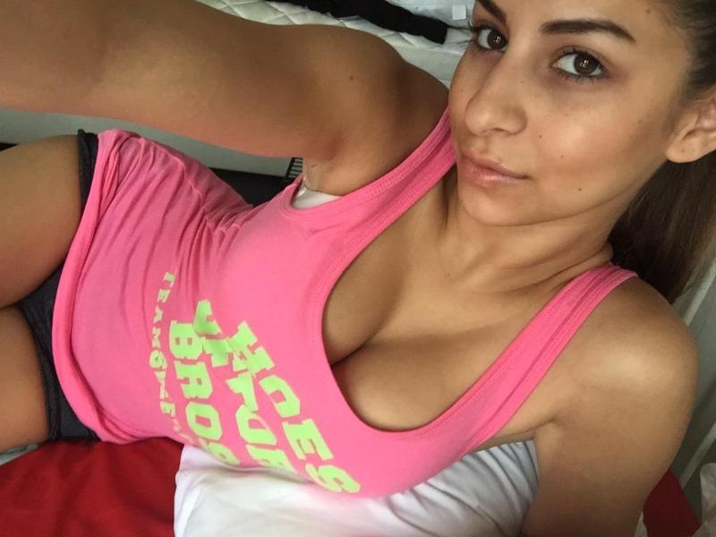 IM AVAILABLE FOR HOT SEX AND DISCREET FUN